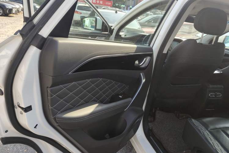 Used JETOUR X95 2020 1.6T DCT Discovery Pro Edition 5-seater Left Rear Door Interior