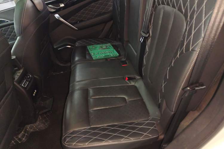 Used JETOUR X95 2020 1.6T DCT Discovery Pro Edition 7-seater Left Rear Seat