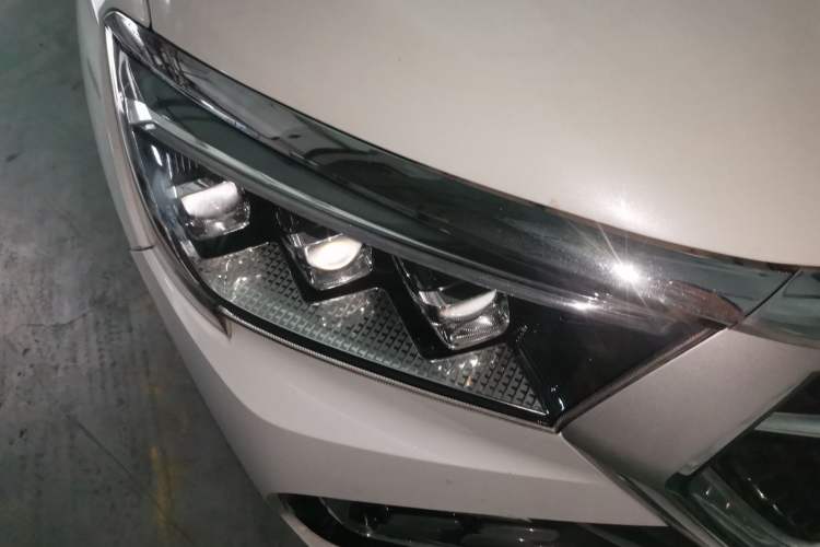 Used JETOUR X95 2020 1.6T DCT Exploration Pro Edition 5-seater Right Front Headlight