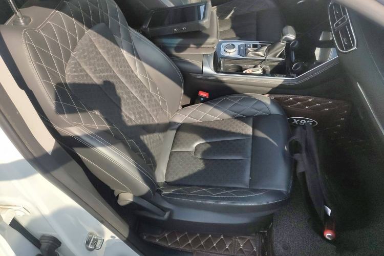 Used JETOUR X95 2020 1.6T DCT Discovery Pro Edition 5-seater Right Front Seat