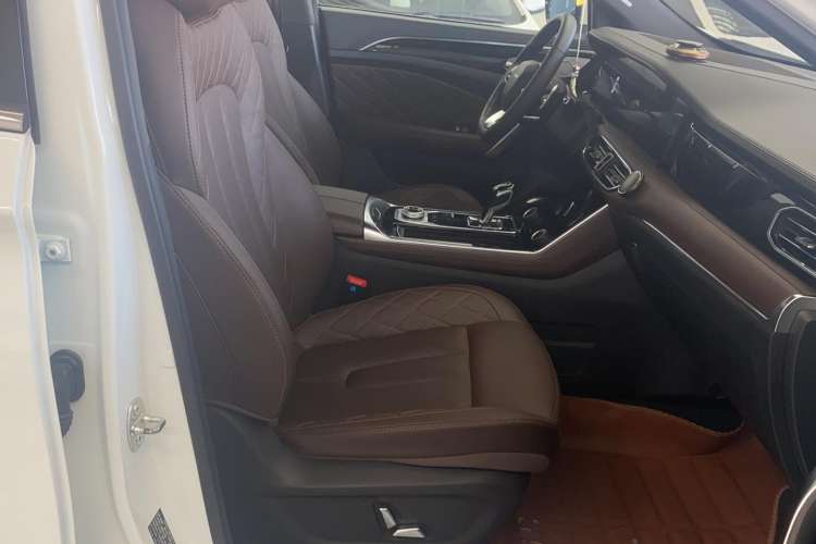 Used JETOUR X95 2020 1.6T DCT Love Pro Edition 7 Seats Right Front Seat
