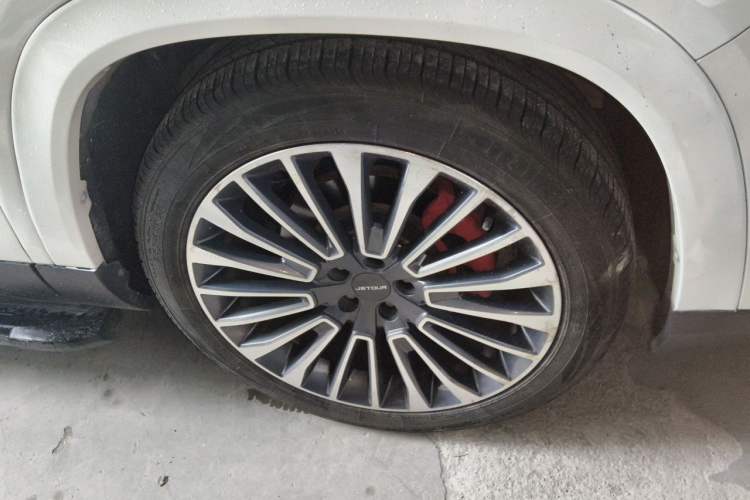 Used JETOUR X95 2020 1.6T DCT Love Pro Edition 7 Seats Right Front Wheel Hub