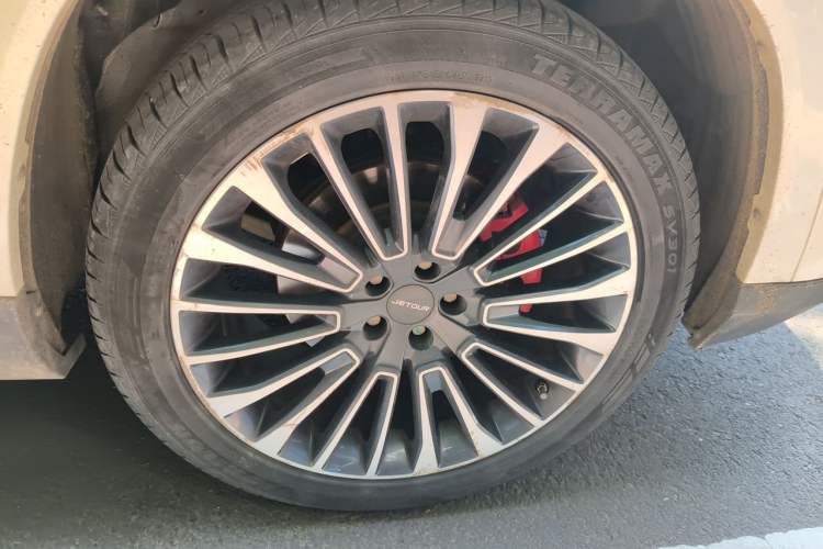 Used JETOUR X95 2020 1.6T DCT Exploration Pro Edition 6-seater Right Front Wheel Hub