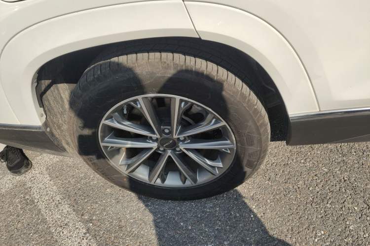 Used JETOUR X95 2020 1.6T DCT Discovery Pro Edition 5-seater Right Rear Wheel Hub