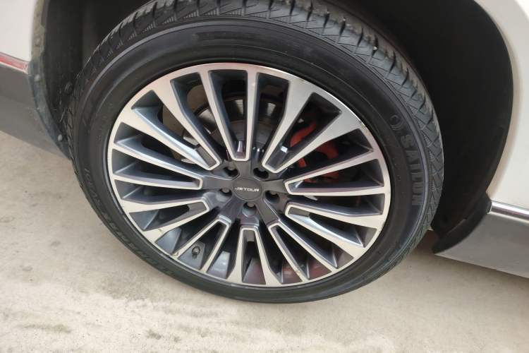 Used JETOUR X95 2020 1.6T DCT Exploration Pro Edition 5-seater Right Rear Wheel Hub