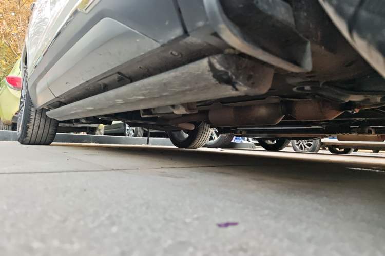 Used JETOUR X95 2020 1.6T DCT Exploration Pro Edition 5-seater Right Side Sill