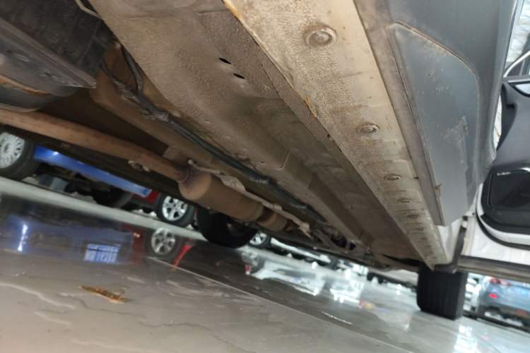 Used JETOUR X95 2020 1.6T DCT Discovery Pro Edition 7-seater Right Side Sill