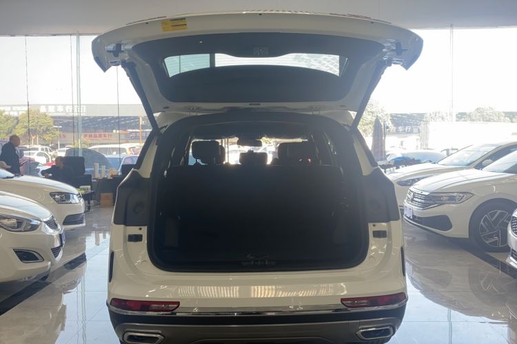 Used JETOUR X95 2020 1.6T DCT Love Pro Edition 7 Seats Trunk