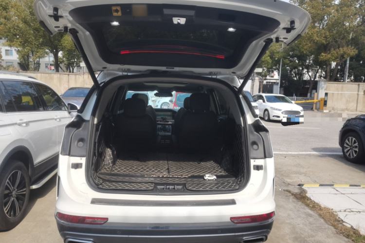 Used JETOUR X95 2020 1.6T DCT Love Pro Edition 6-Seater Trunk