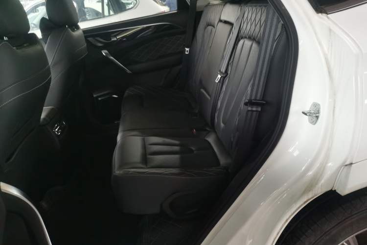 Used JETOUR X95 2022 1.6T DCT Chieftain Edition 5 Seats Left Rear Seat