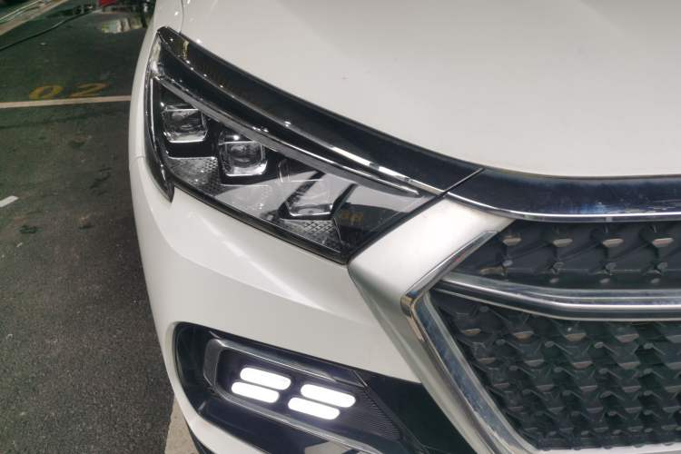 Used JETOUR X95 2022 1.6T DCT Chieftain Edition 5 Seats Right Front Headlight