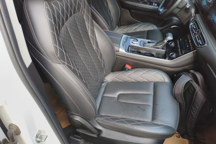 Used JETOUR X95 2022 1.6T DCT Chieftain Edition 5 Seats Right Front Seat