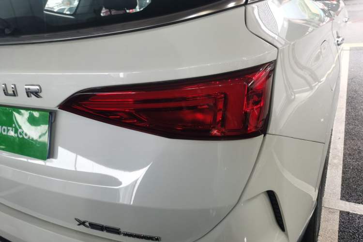 Used JETOUR X95 2022 1.6T DCT Chieftain Edition 5 Seats Right Rear Taillight