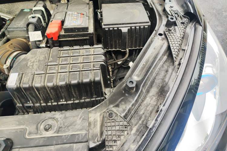 Used JETOUR X95 2023 1.6T DCT Era Edition 7-Seater Engine Bay Left