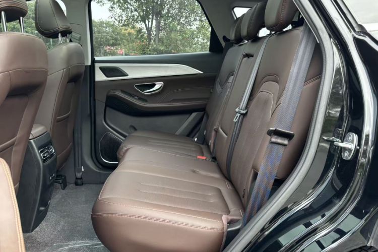 Used JETOUR X95 2023 1.6T DCT Era Edition 7-Seater Interior 4