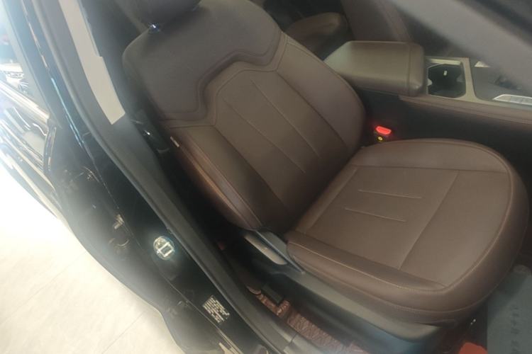 Used JETOUR X95 2023 1.6T DCT Era Edition 7-Seater Right Front Seat