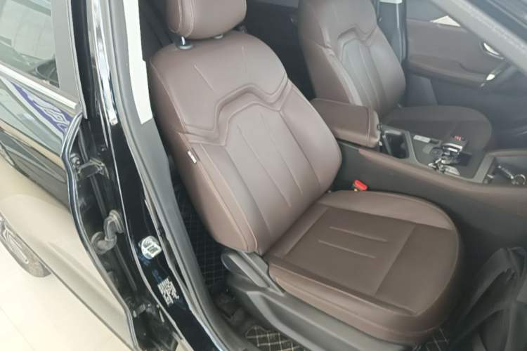 Used JETOUR X95 2023 1.6T DCT Era Edition 7-Seater Right Front Seat
