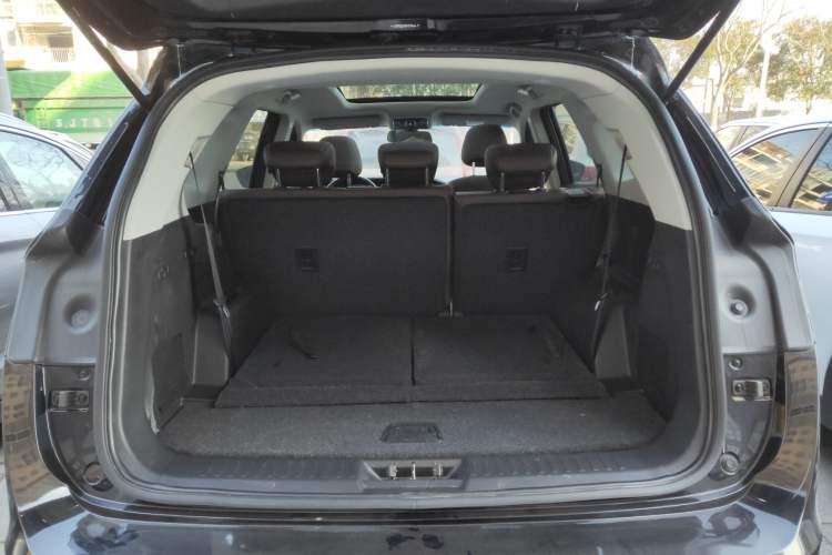 Used JETOUR X95 2023 1.6T DCT Era Edition 7-Seater Trunk