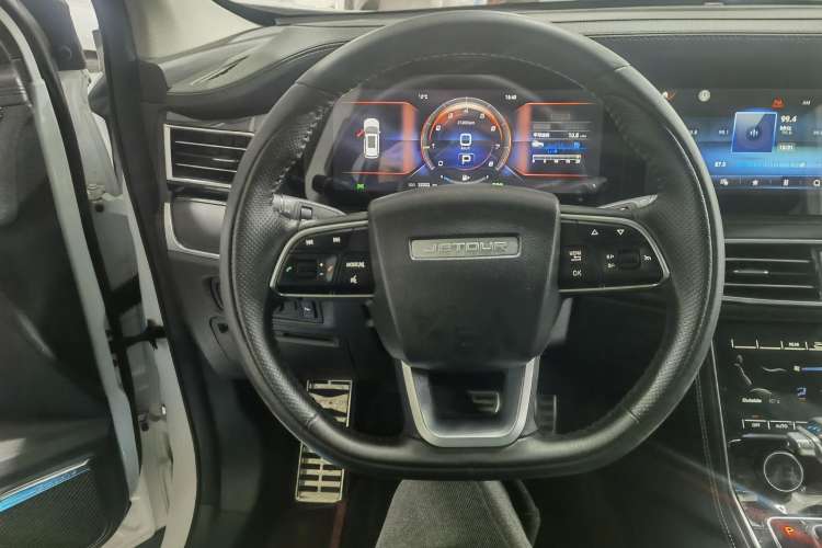 Used JETOUR X95 2023 Revised 1.6T DCT Ultimate Edition 7 Seats Interior 2