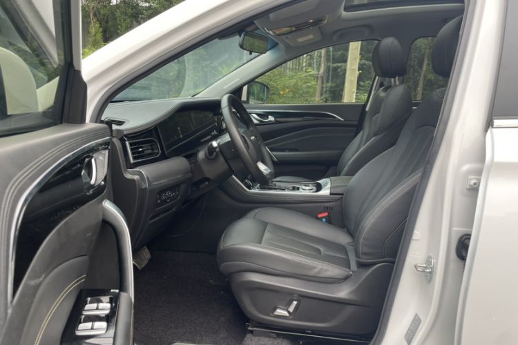 Used JETOUR X95 2023 1.6T DCT Chieftain Edition 7-Seater Interior 5