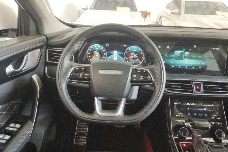 Used JETOUR X95 2023 Revised 1.6T DCT Ultimate Edition 7 Seats Steering Wheel