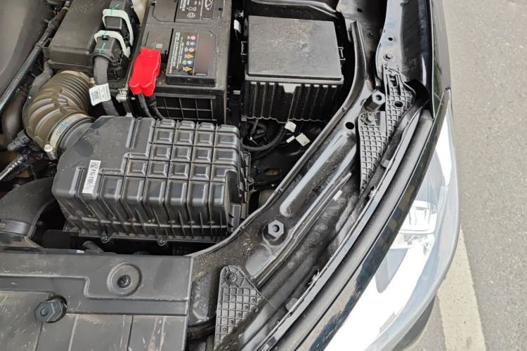 Used JETOUR X95 2024 1.6T DCT Era Edition 7-Seater Engine Bay Left