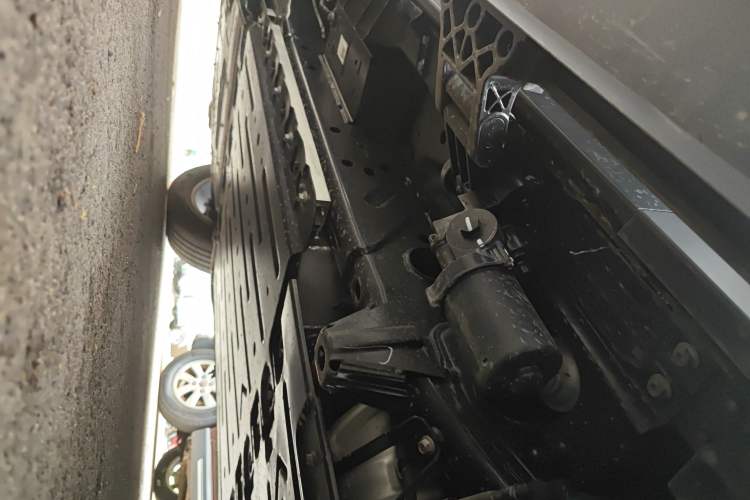 Used Jetour Zongheng G700 Trailblazer 2025 Model Xiangjing Edition 6-seater Chassis Rear Left