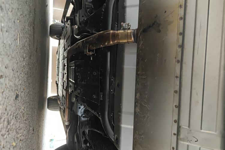 Used Jetour Zongheng G700 Trailblazer 2025 Model Xiangjing Edition 6-seater Chassis Rear