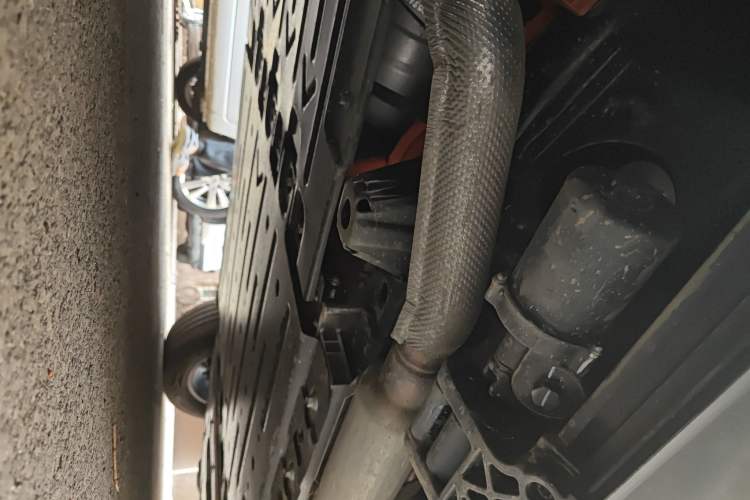 Used Jetour Zongheng G700 Trailblazer 2025 Model Xiangjing Edition 6-seater Chassis Rear Right