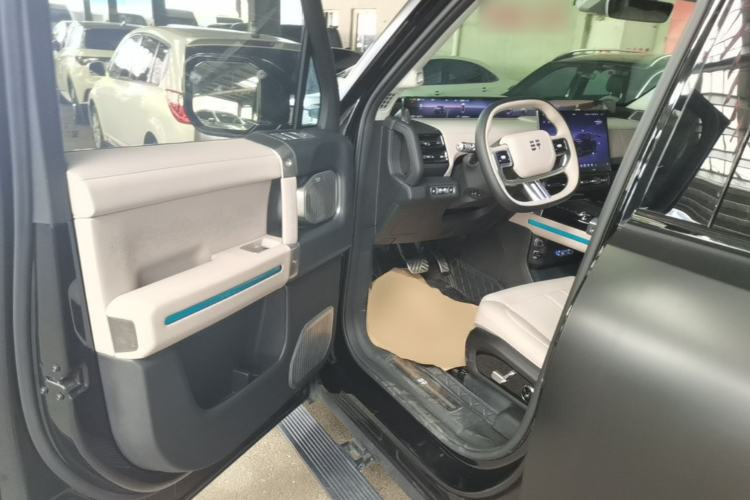 Used Jetour Zongheng G700 Trailblazer 2025 Model Xiangjing Edition 6-seater Driver Seat