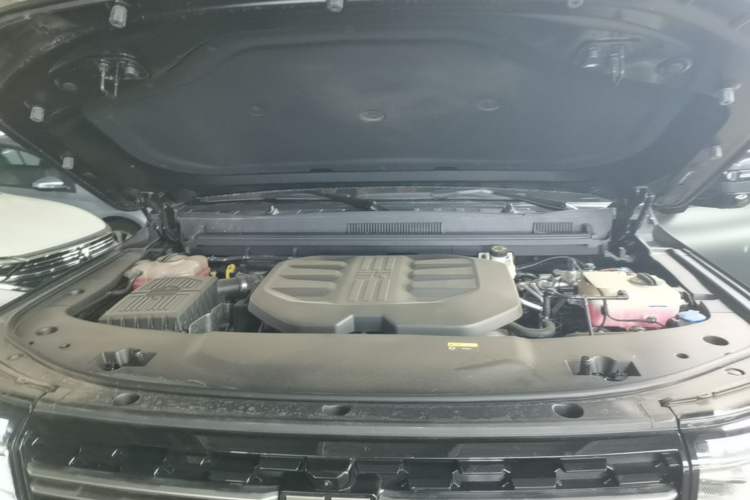 Used Jetour Zongheng G700 Trailblazer 2025 Model Xiangjing Edition 6-seater Engine Bay