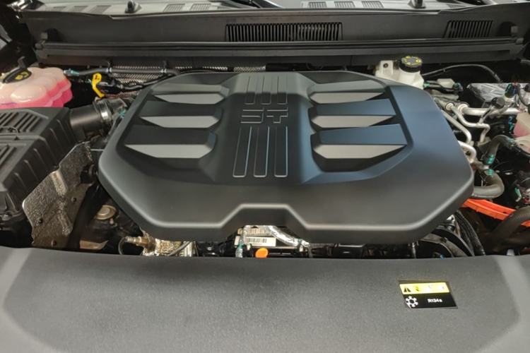 Used Jetour Zongheng G700 Trailblazer 2025 Model Xiangjing Edition 6-seater Engine Bay