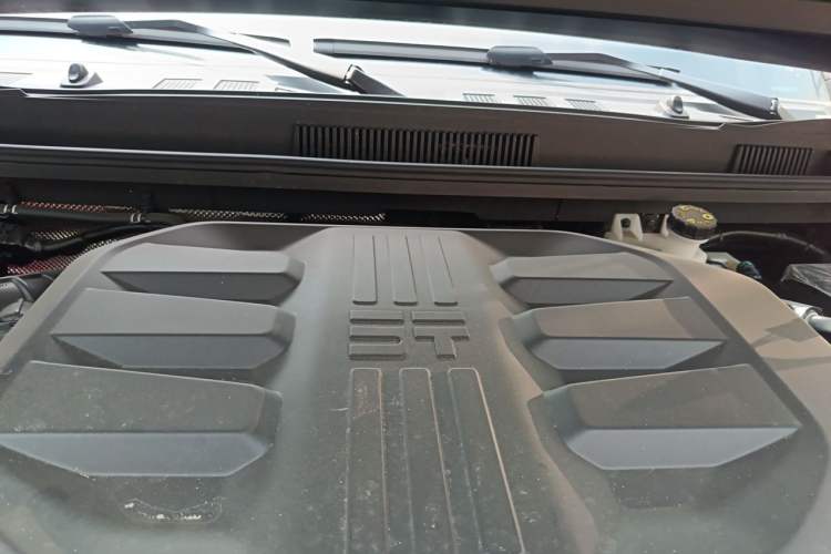 Used Jetour Zongheng G700 Trailblazer 2025 Model Zong Ye Edition 6-seater Engine Bay