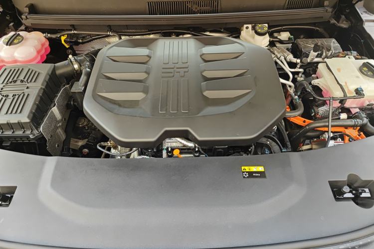Used Jetour Zongheng G700 Trailblazer 2025 Model Xiangjing Edition 6-seater Engine Bay
