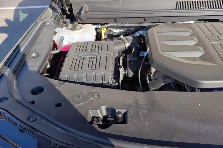 Used Jetour Zongheng G700 Trailblazer 2025 Model Xiangjing Edition 6-seater Engine Bay Right