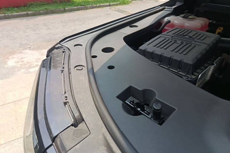 Used Jetour Zongheng G700 Trailblazer 2025 Model Zong Ye Edition 6-seater Engine Bay Right