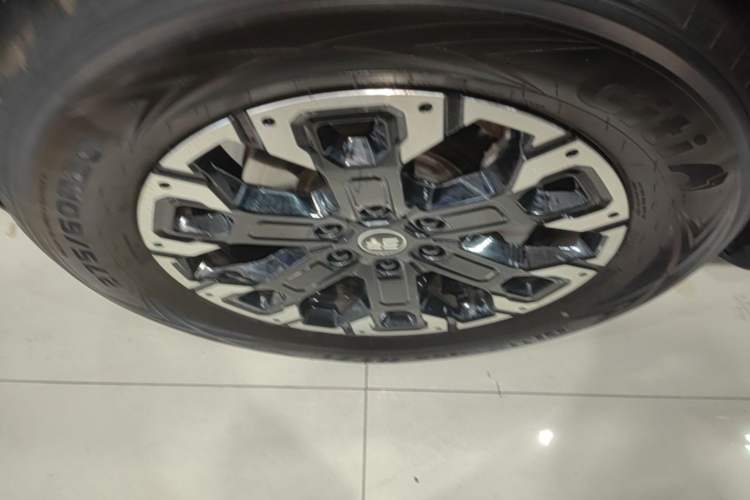 Used Jetour Zongheng G700 Trailblazer 2025 Model Xiangjing Edition 6-seater Exterior 4