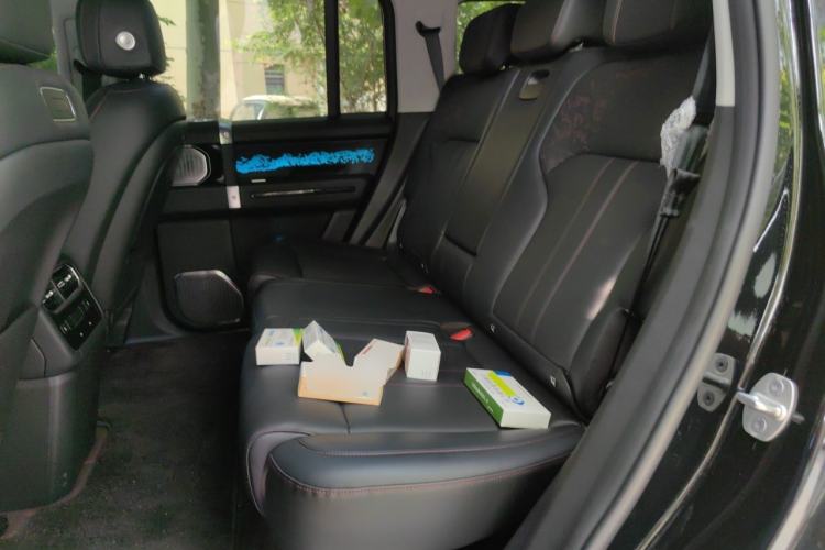 Used Jetour Zongheng G700 Trailblazer 2025 Model Huan Ta Edition—Tan Ye 5-seater Left Rear Seat
