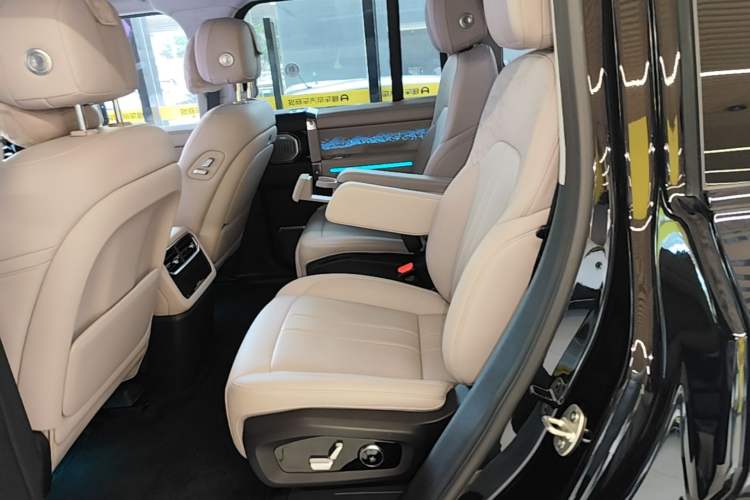 Used Jetour Zongheng G700 Trailblazer 2025 Model Xiangjing Edition 6-seater Left Rear Seat