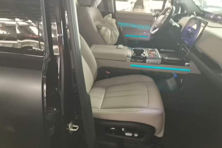 Used Jetour Zongheng G700 Trailblazer 2025 Model Xiangjing Edition 6-seater Right Front Seat