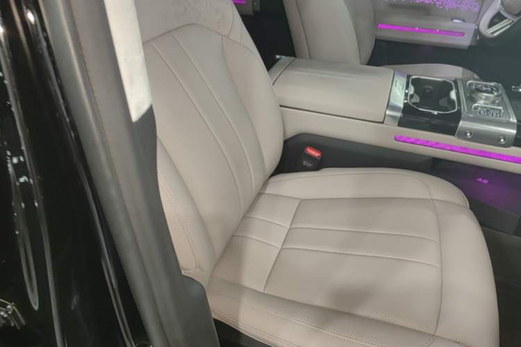 Used Jetour Zongheng G700 Trailblazer 2025 Model Xiangjing Edition 6-seater Right Front Seat