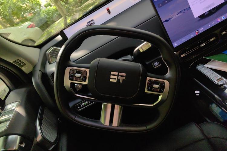 Used Jetour Zongheng G700 Trailblazer 2025 Model Huan Ta Edition—Tan Ye 5-seater Steering Wheel