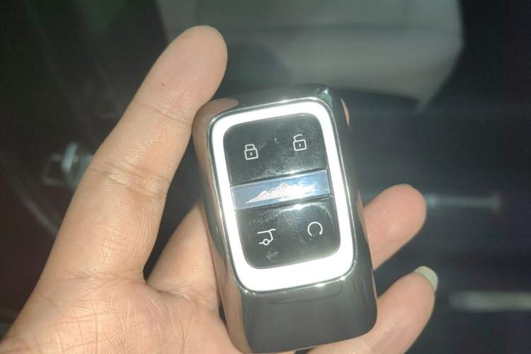 Used Jetour Zongheng G700 Trailblazer 2025 Model Xiangjing Edition 6-seater Vehicle Key