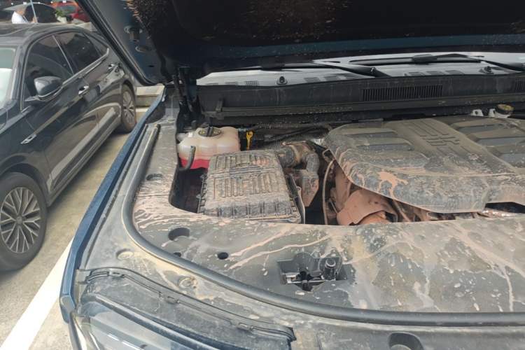 Used Jetour Zongheng G700 Trailblazer 2025 Model Xiangjing Edition 6-seater Engine Bay Right
