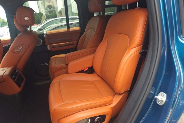 Used Jetour Zongheng G700 Trailblazer 2025 Model Xiangjing Edition 6-seater Left Rear Seat