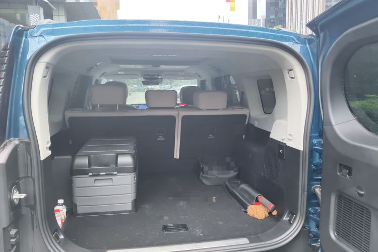 Used Jetour Zongheng G700 Trailblazer 2025 Model Xiangjing Edition 5-seater Trunk