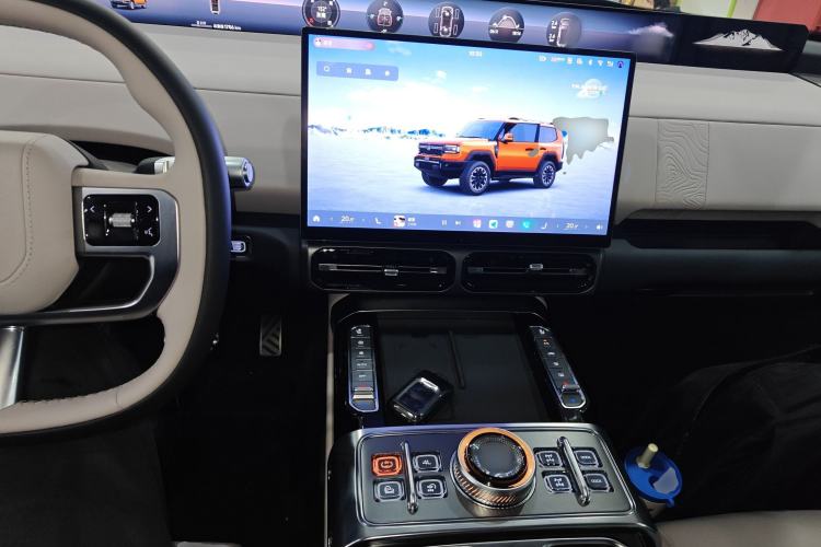 Used Jetour Zongheng G700 Trailblazer 2025 Model Zong Ye Edition 5-seater Center Console