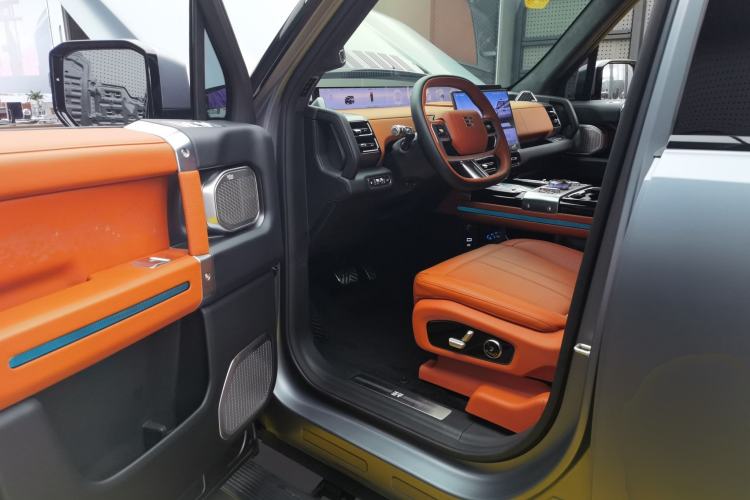 Used Jetour Zongheng G700 Trailblazer 2025 Model Xiangjing Edition 5-seater Driver Seat