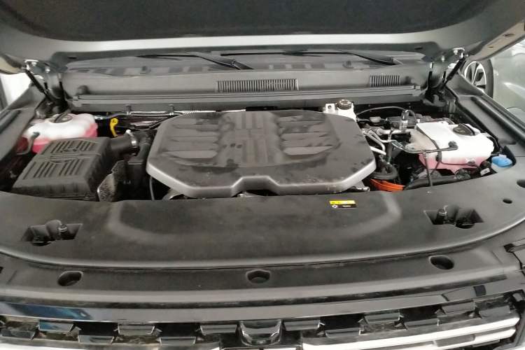 Used Jetour Zongheng G700 Trailblazer 2025 Model Xiangjing Edition 6-seater Engine Bay