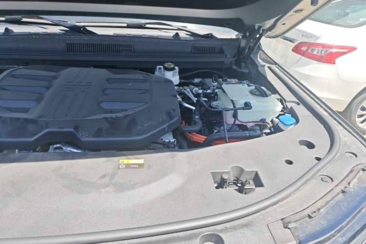 Used Jetour Zongheng G700 Trailblazer 2025 Model Zong Ye Edition 6-seater Engine Bay Left